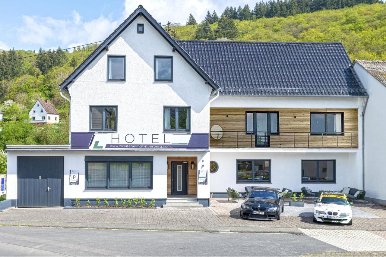 Hotel Zweite Heimat Nuerburg Келберг Екстер'єр фото